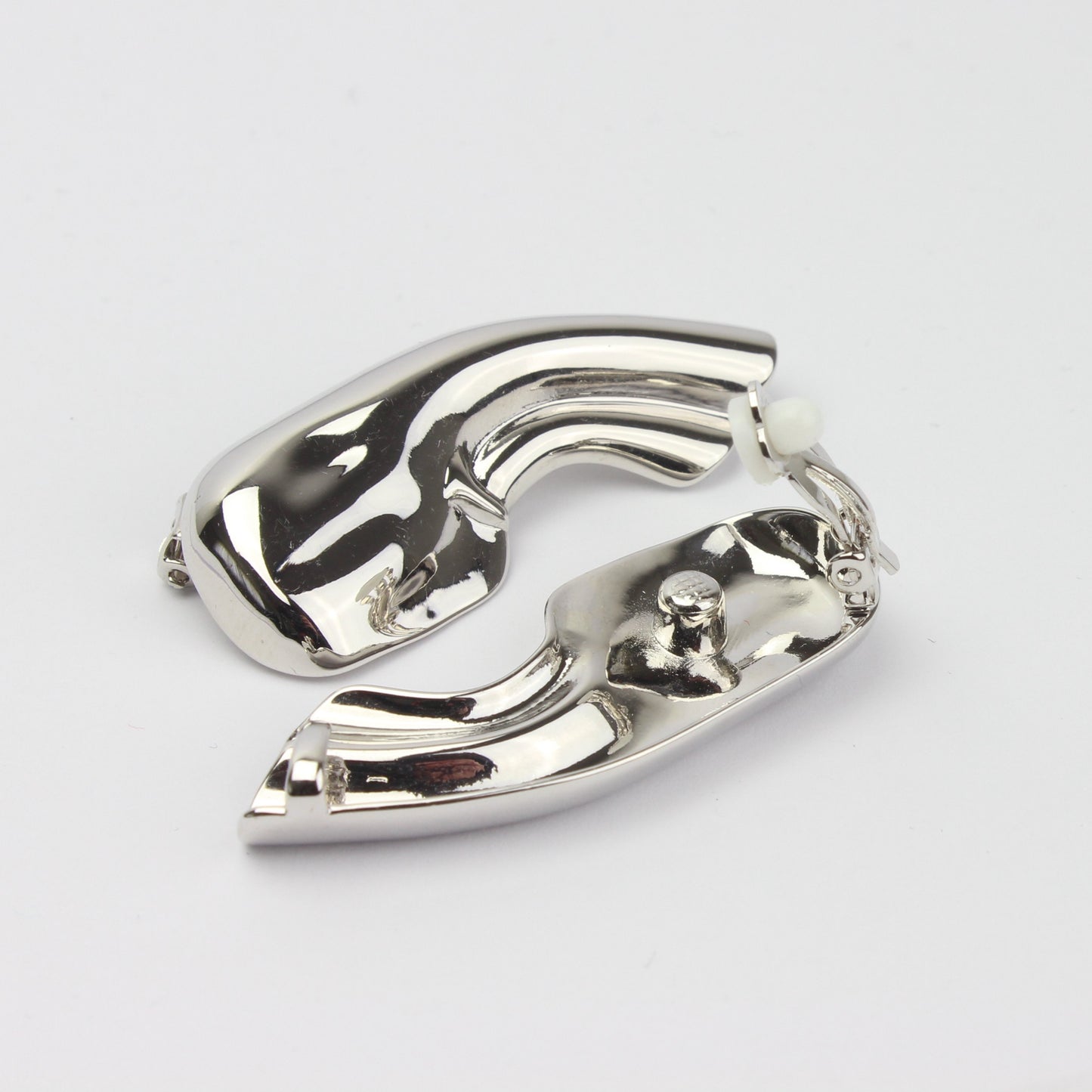 METALLIC EARCLIPS (Silver)