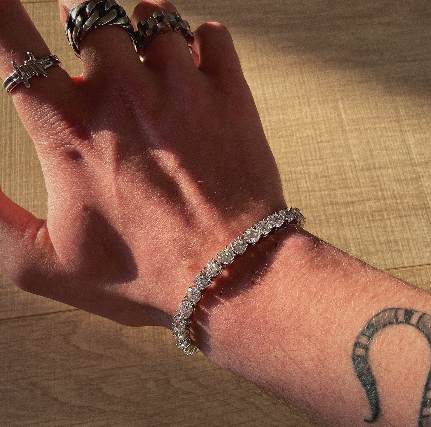 ANGEL BRACELET (GOLD)
