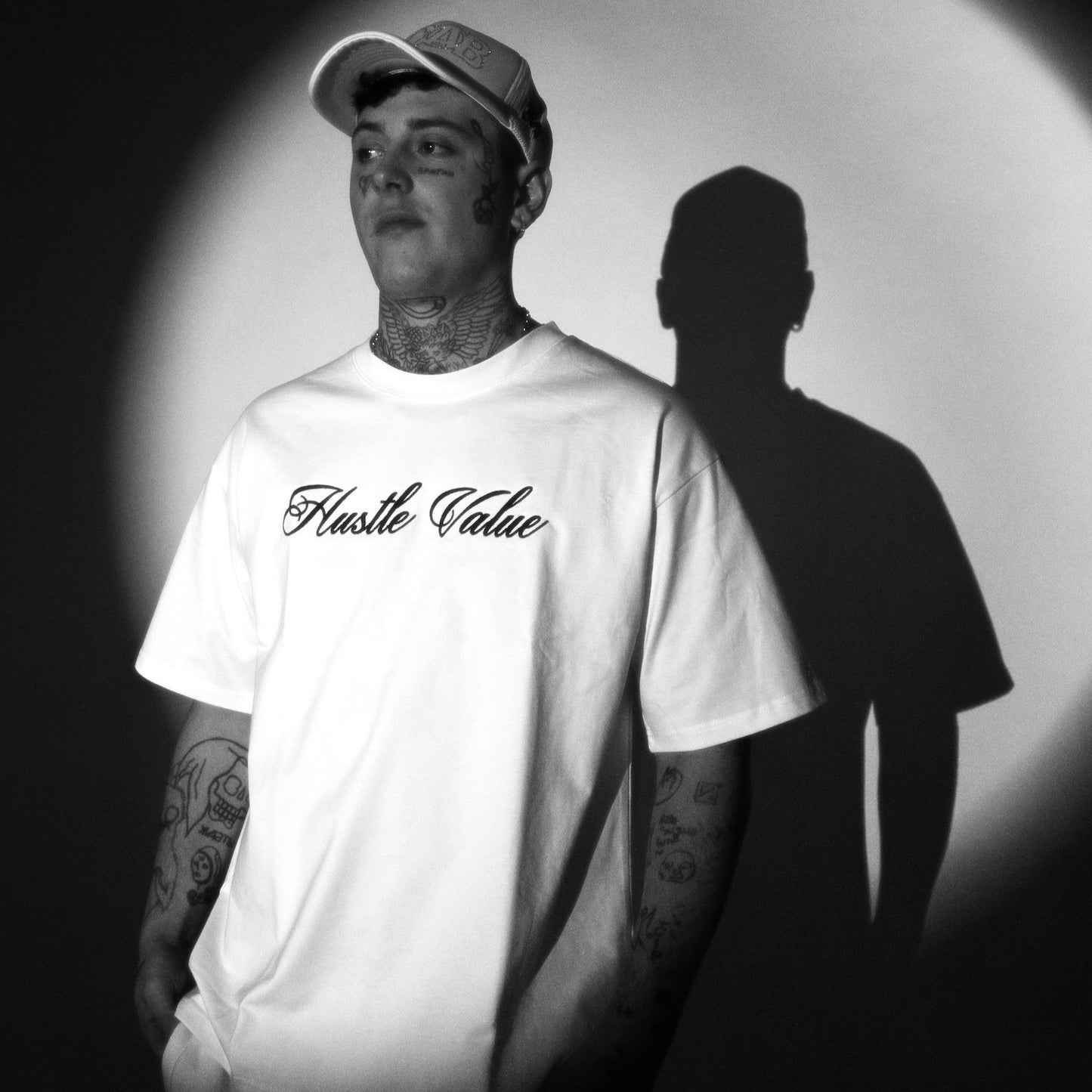SCRIPT LOGO TEE (White)