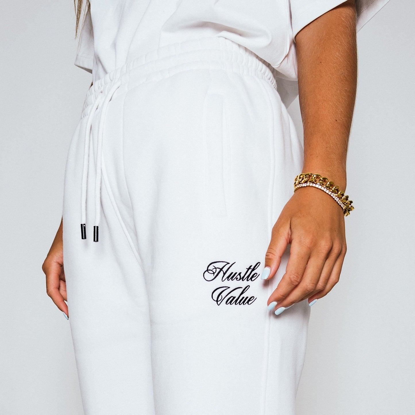 SCRIPT LOGO SWEATPANTS (White)