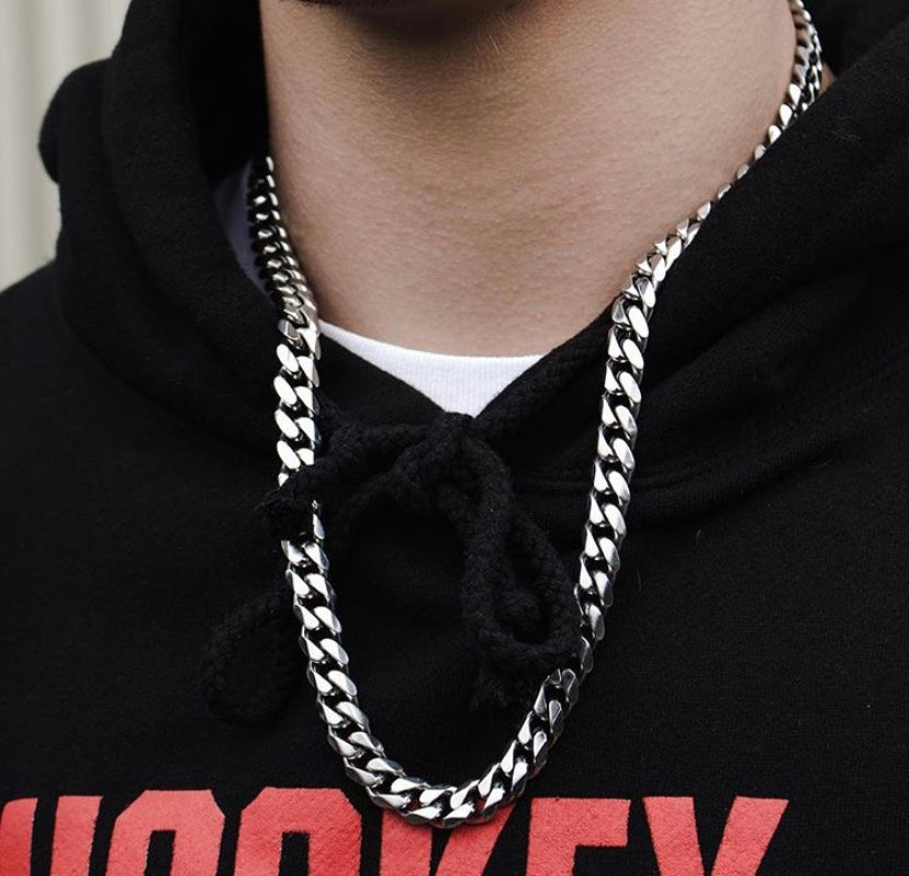 hustle value hv chain retez řetěz retizek řetízek na krk nahrdelnik cerny black černý zachy pjay streetwear doplnek chirurgicka ocel sensey stribrny silver dorian gold cuban kubansky