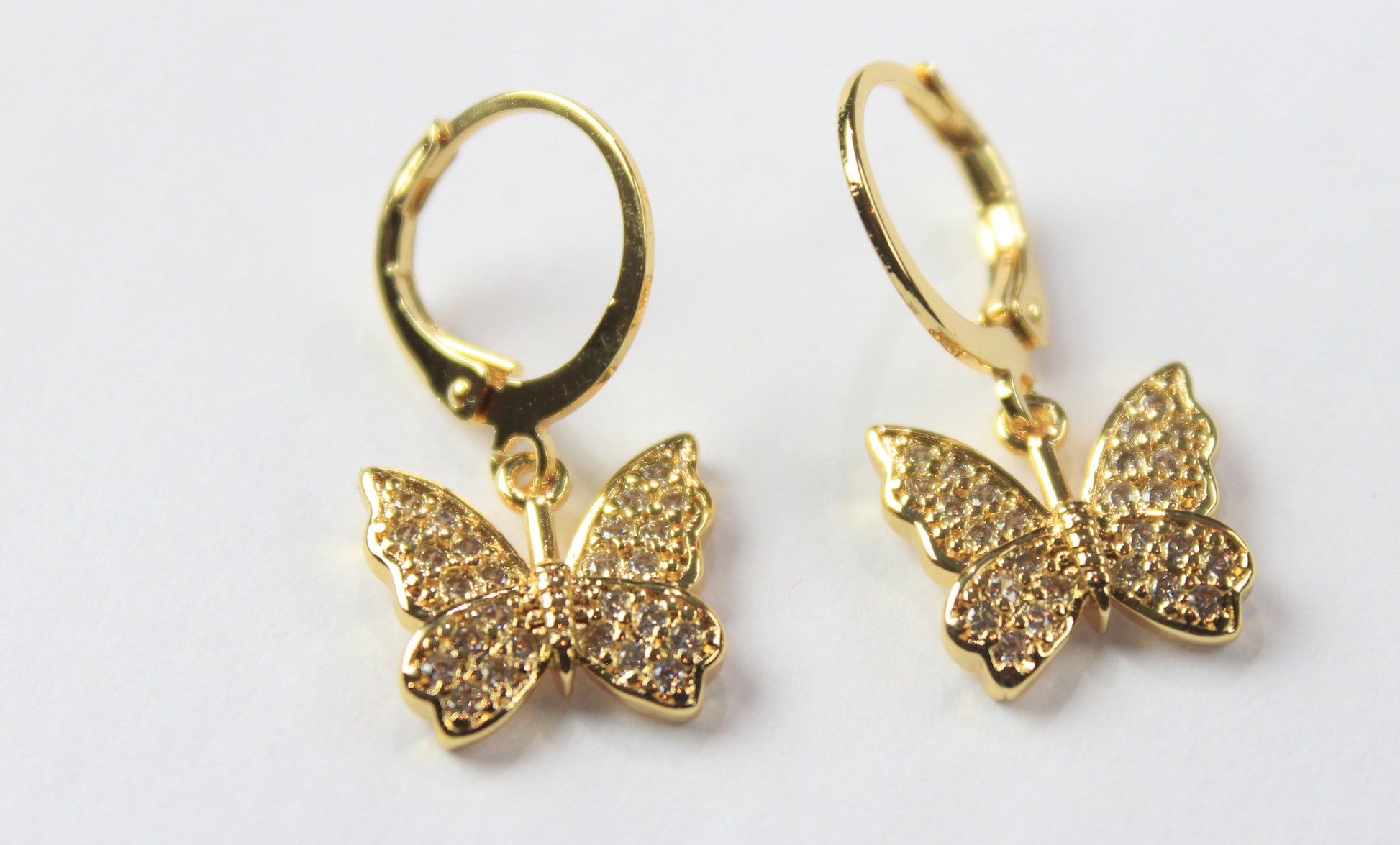 butterfly nausnice náušnice earrings motyl motýl motylem hustlevalue hustle value 