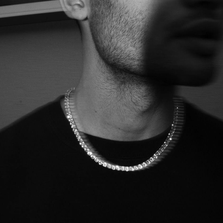 ANGEL NECKLACE (Silver)