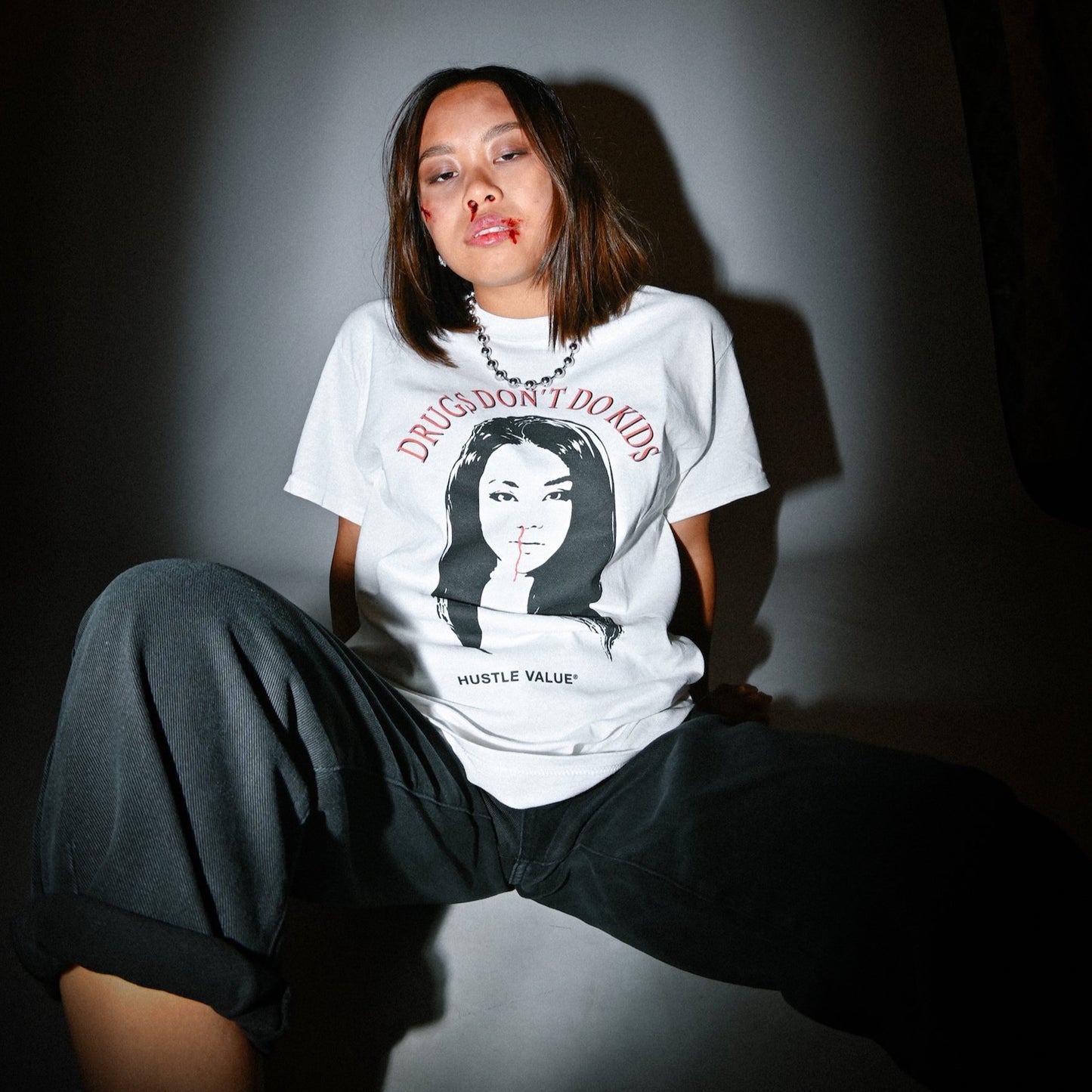 DRUGS DON'T DO KIDS TEE (RED)