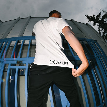 DRUGS DON'T DO KIDS TEE (RED)
