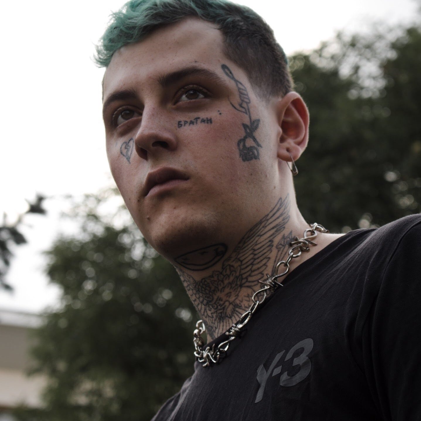 chain retez řetízek řetěz hustlevalue grey dorian sensey yzomandias streetwear fashion wire ostnaty drat barbed wire choker stribrny silver 