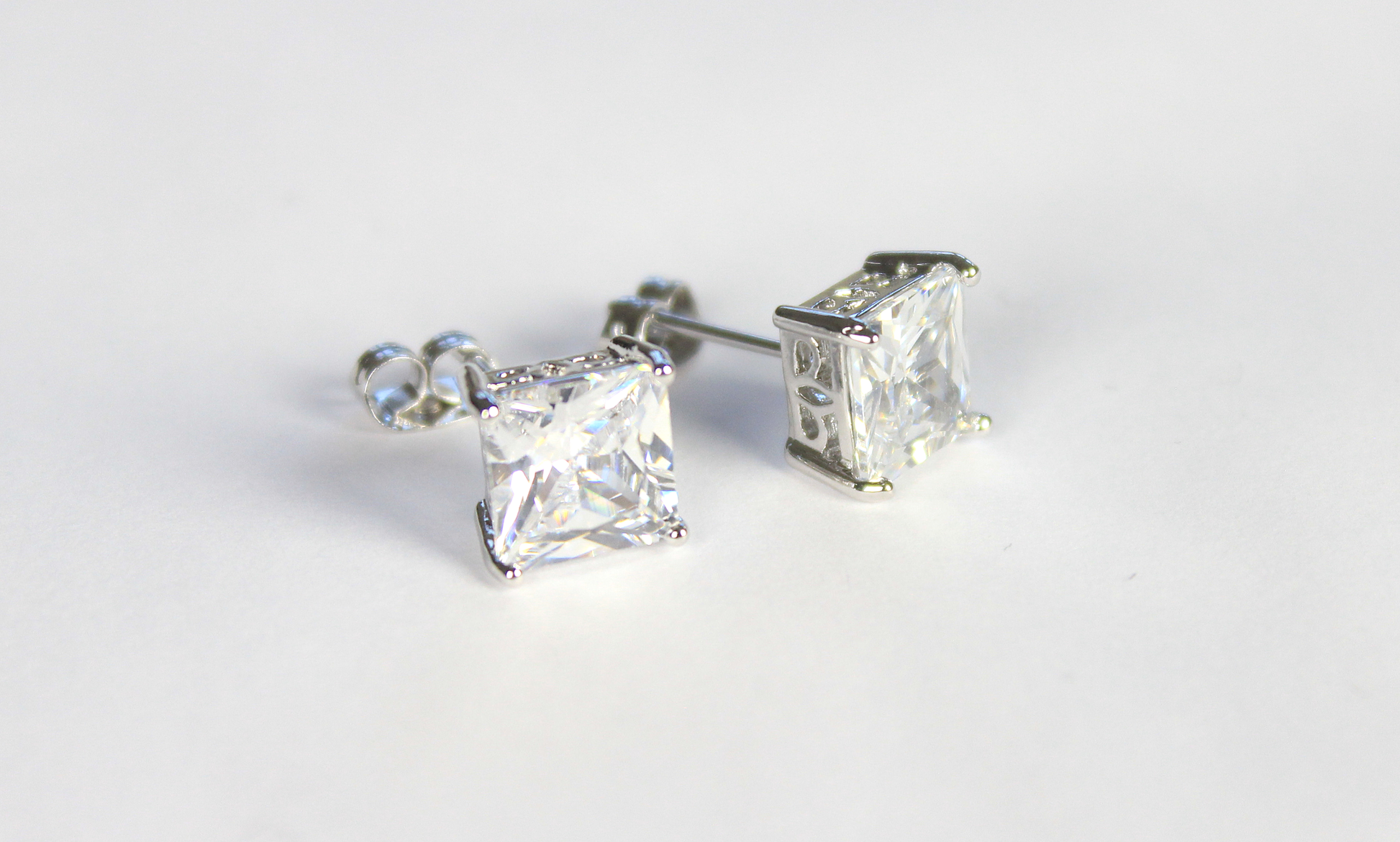 nausnice earring náušnice hustlevalue streetwear klucici pro kluky krystal unisex sensey dorian yzomandias niktendo rytmus hiphop